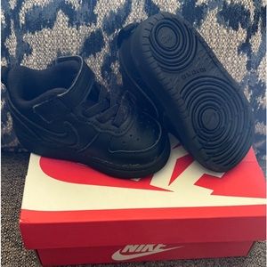 Black Nike